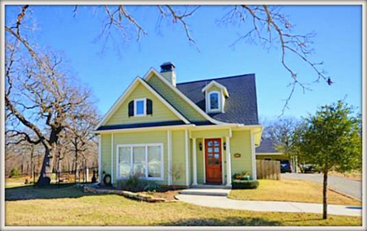 Beautiful Cottage Style Home In 13115 Rudys Way Streetman, Texas